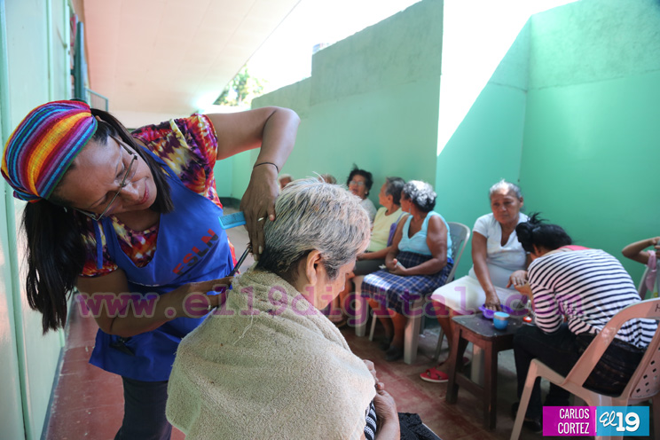 Madres de h&eacute;roes y m&aacute;rtires de Masaya sostienen alegre encuentro